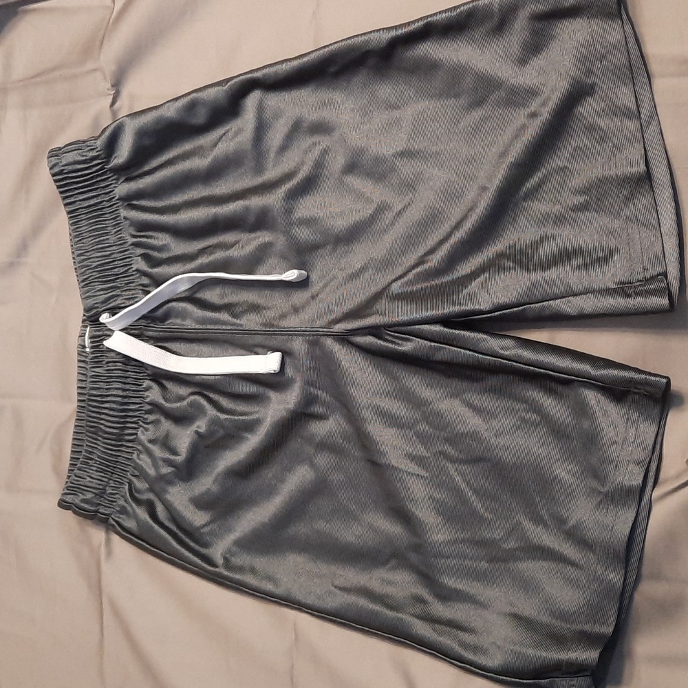 Boys basketball shorts
